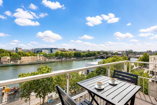 4 pièces face à la Seine