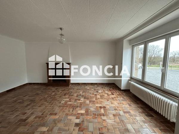 Location Maison 5 pièces 80 m² - 2 LA PEHOLLIERE Baguer Morvan 35120