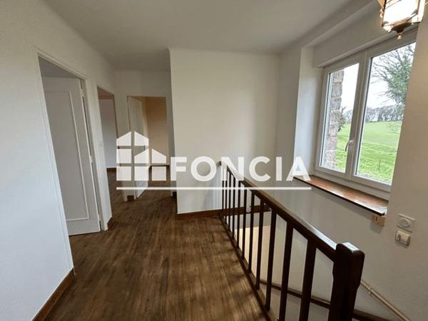 Location Maison 5 pièces 80 m² - 2 LA PEHOLLIERE Baguer Morvan 35120
