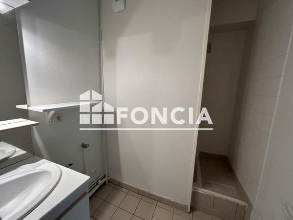 Location Appartement 2 pièces 46.82 m² - 19 - 21 RUE DES MAJOTS Amiens 80000