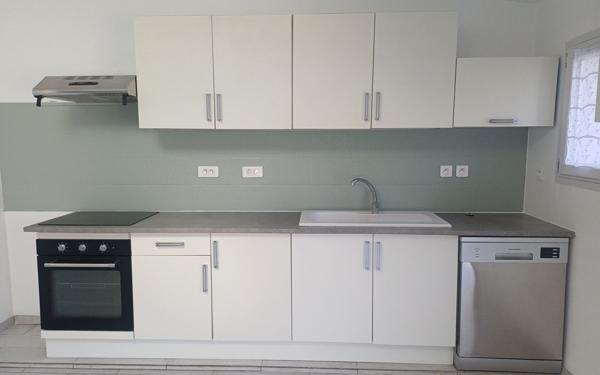 Maison à louer    3 pièces •  Hazebrouck