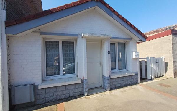 Maison à louer    3 pièces •  Hazebrouck