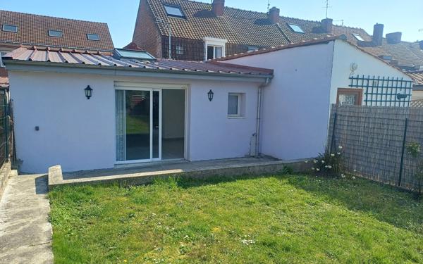 Maison à louer    3 pièces •  Hazebrouck