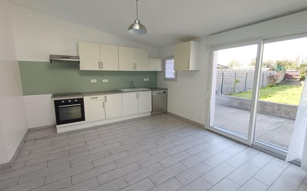 Maison à louer    3 pièces •  Hazebrouck