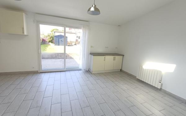 Maison à louer    3 pièces •  Hazebrouck