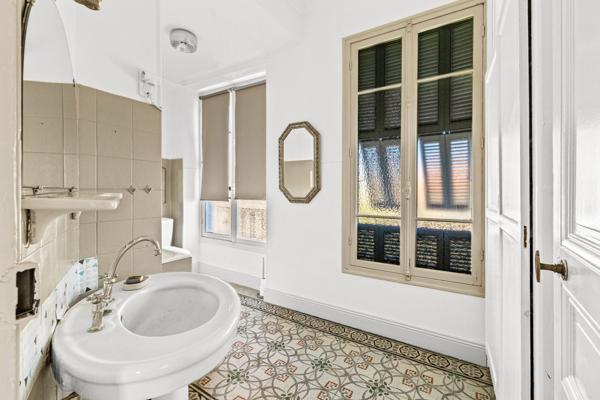 Vente Hôtel particulier Nice 7 Pièces 173 m²
