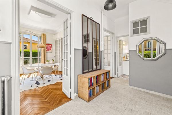 Vente Hôtel particulier Nice 7 Pièces 173 m²
