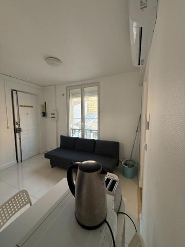 Appartement Aubervilliers 2 pièce(s) 25.77 m2