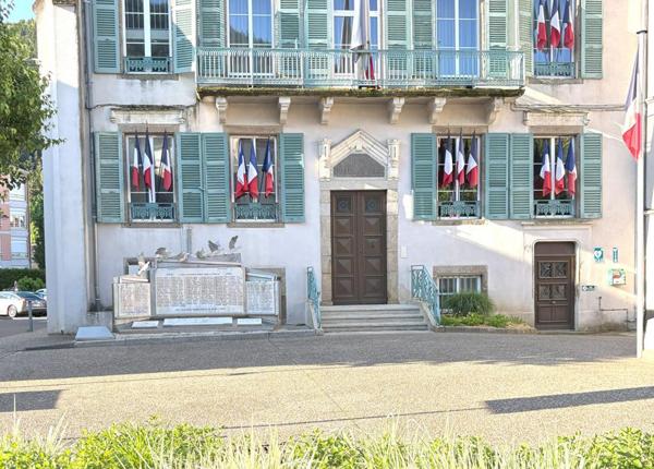 BOURG ARGENTAL 42220 TERRAIN à BATIR 972 m² viabilisé