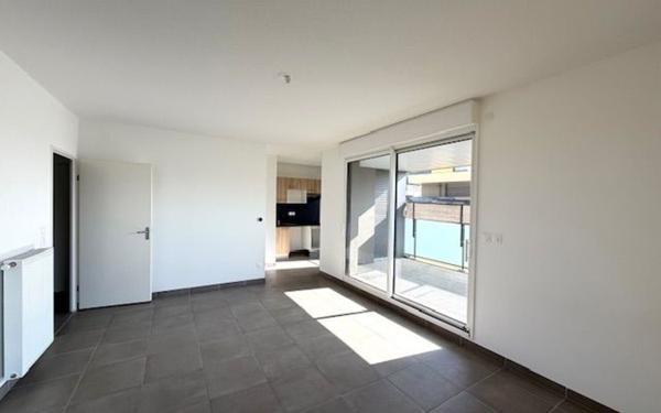 Appartement à louer    3 pièces •  Cornebarrieu