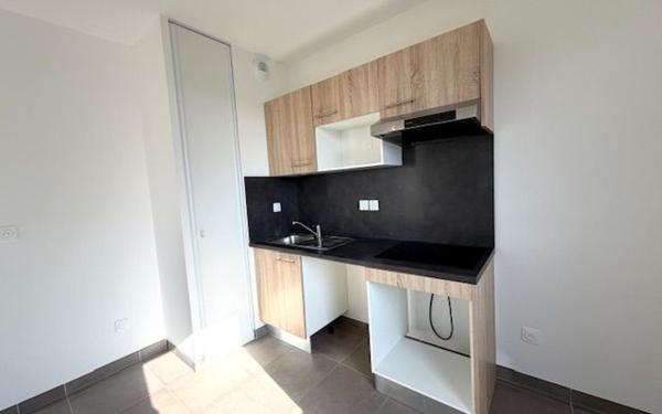 Appartement à louer    3 pièces •  Cornebarrieu