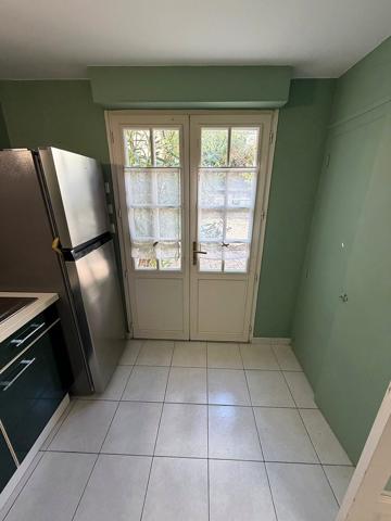 Maison T5 meublée de 106 m² avec garage, cellier et jardin — 3 chambres