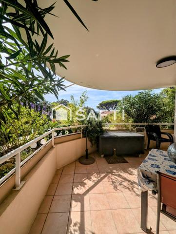 Nouveauté, bel appartement rénové situé au calme avec terrasse, jardin, cave, deux parking