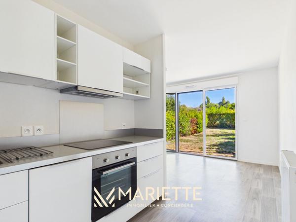 "DRENNEC", Concarneau Sables blancs - Appartement récent avec jardin et stationnement , Concarneau