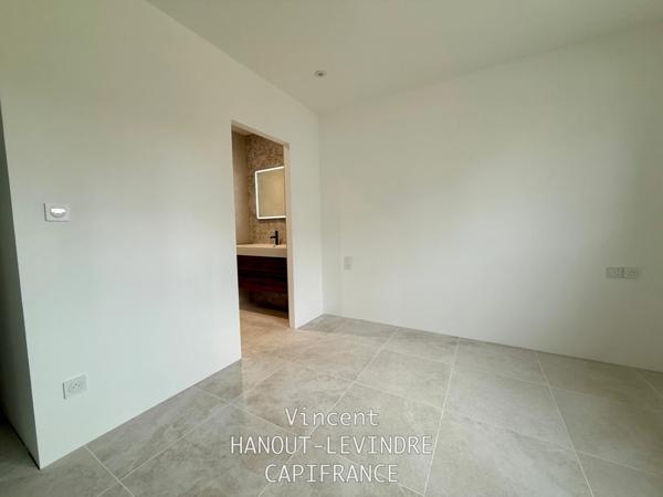 Maison neuve à vendre 4 Chambre PELLOUAILLES LES VIGNES (49)