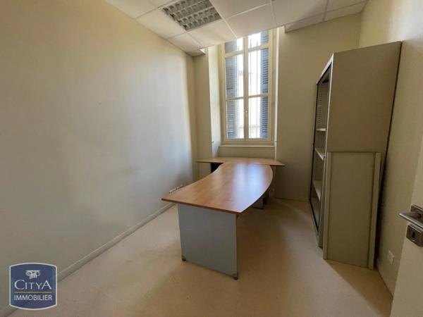 Location local professionnel