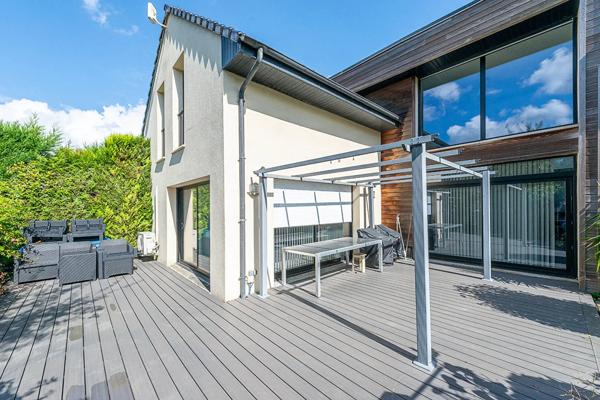 Maison à vendre 8 pièces 230m² Saint-Amand-les-Eaux (59230)