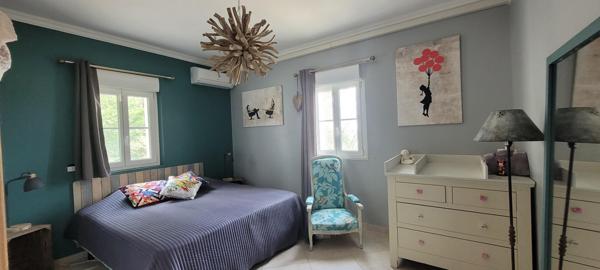 Magnifique bastide de caractère de 245 m² alliant charme traditionnel et modernité.