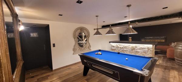 Magnifique bastide de caractère de 245 m² alliant charme traditionnel et modernité.