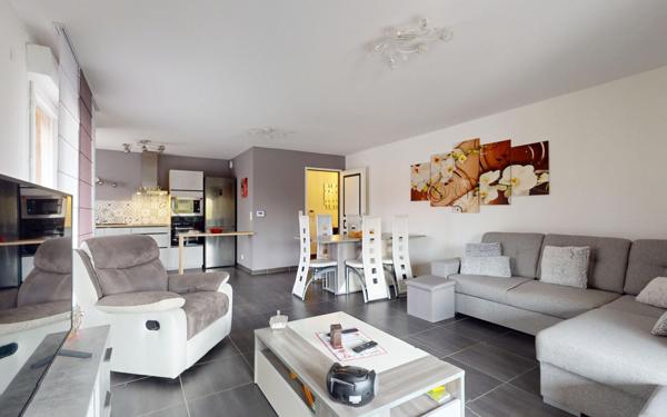 Appartement à vendre    3 pièces • 76 m2 Bonneville