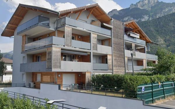 Appartement à vendre    3 pièces • 76 m2 Bonneville