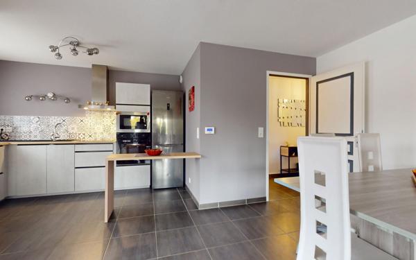 Appartement à vendre    3 pièces • 76 m2 Bonneville