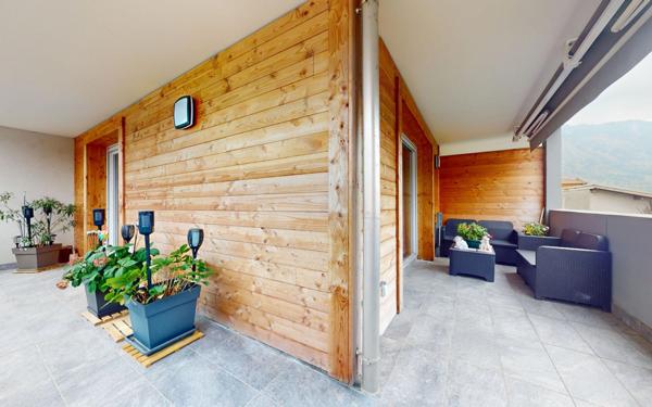 Appartement à vendre    3 pièces • 76 m2 Bonneville