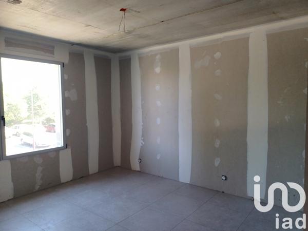 Appartement à vendre 4 pièces 101 m² L'Isle-sur-la-Sorgue