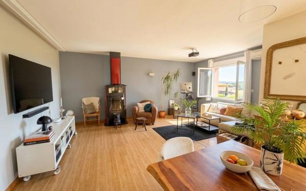 Maison à vendre    7 pièces • 201,78 m2 Vergèze