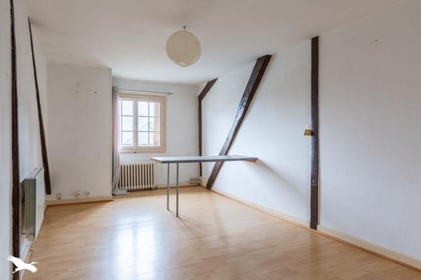 Grange à vendre 180 000 € Varetz 7 p 500 m² DPE