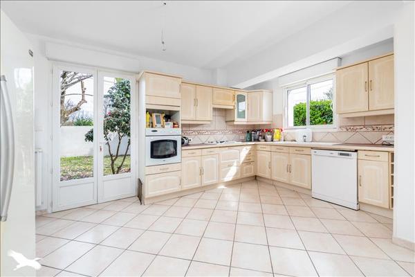 Maison à vendre |  Le Pian-Médoc |  4 pièces | 91 m²