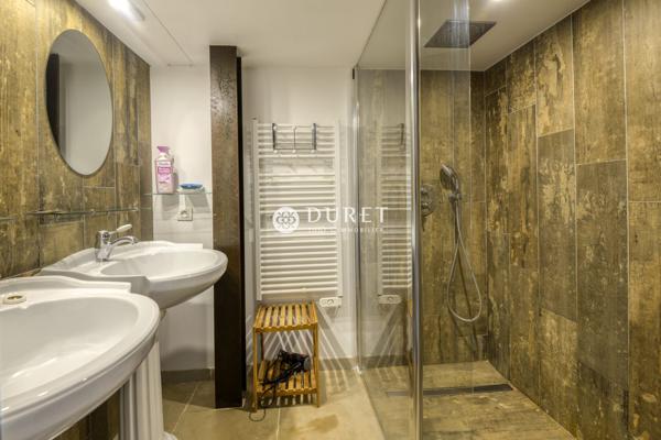 Ensemble immobilier d’exception au cœur du marais – Maison + 3 gîtes
