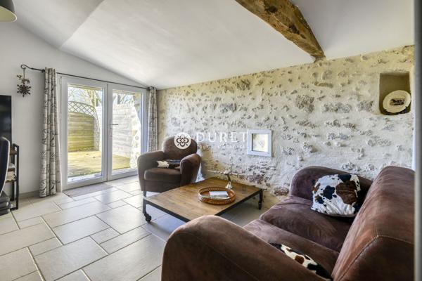 Ensemble immobilier d’exception au cœur du marais – Maison + 3 gîtes