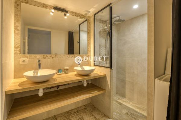 Ensemble immobilier d’exception au cœur du marais – Maison + 3 gîtes