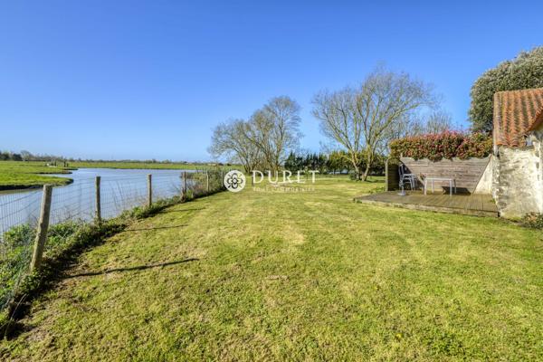 Ensemble immobilier d’exception au cœur du marais – Maison + 3 gîtes