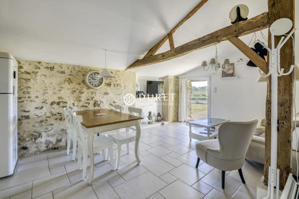 Ensemble immobilier d’exception au cœur du marais – Maison + 3 gîtes