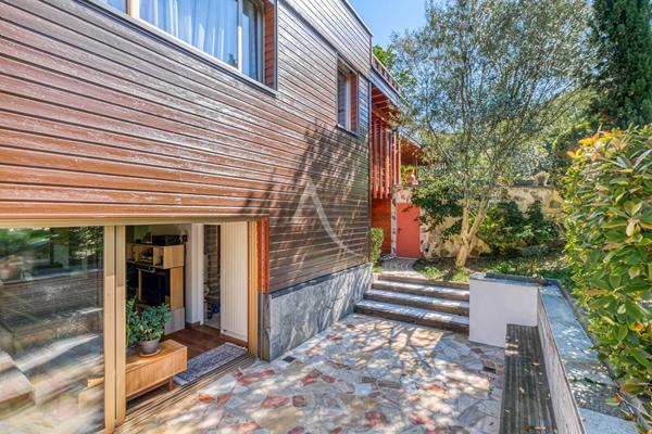 Maison d'architecte UNIQUE à Neuilly-Plaisance !