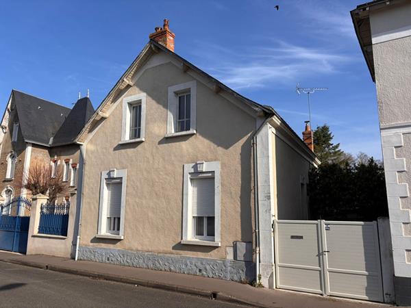 Maison de caractère avec accès Loir - Centre de La Flèche