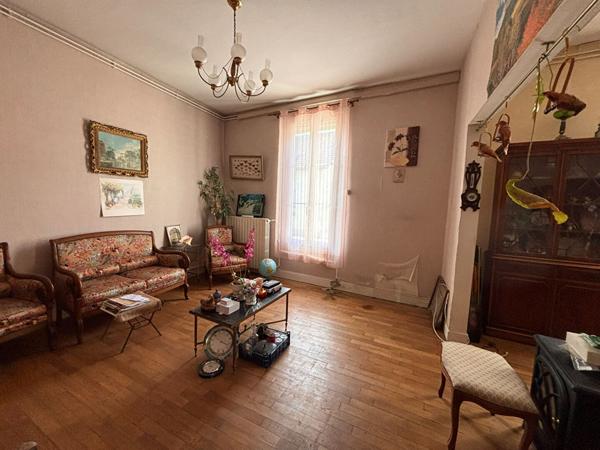 Maison de caractère avec accès Loir - Centre de La Flèche