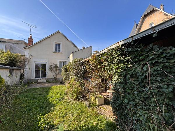 Maison de caractère avec accès Loir - Centre de La Flèche