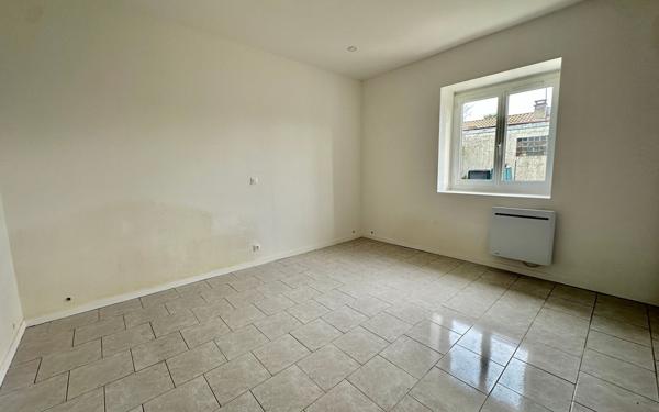 Maison à louer    4 pièces •  Toulenne