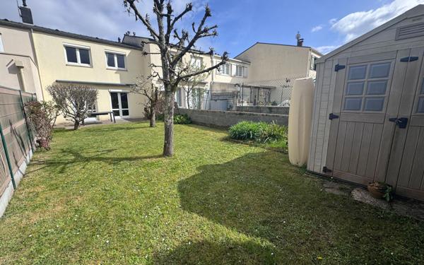Maison à vendre    5 pièces • 90 m2 Carquefou