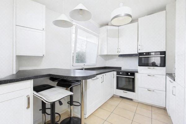 Belle Résidence de 2014, T4 de 74m², proche métro 7