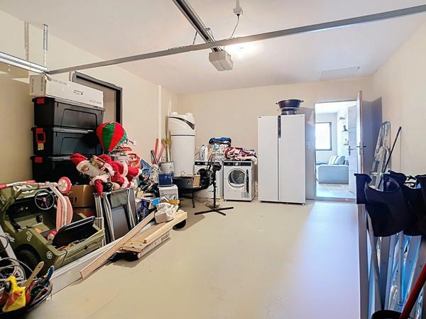 Maison de plain pied récente à vendre à Ussac - 3 chambres - 1 bureau - 2 salles de bains - garage - Terrain clos