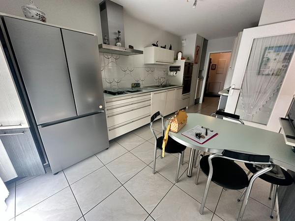 LA ROCHE SUR YON - MAGNIFIQUE APPARTEMENT DE 105 M² , La roche sur yon LA ROCHE SUR YON - MAGNIFIQUE APPARTEMENT DE 105 M² , La roche sur yon