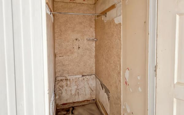 Appartement à vendre    2 pièces • 58,94 m2 Paris 18