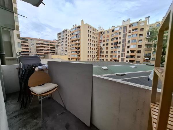 Appartement · Location Marseille (13005) 3 pièces · 52m²