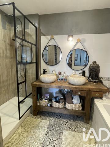 Maison à vendre 4 pièces 95 m² Entraigues-sur-la-Sorgue