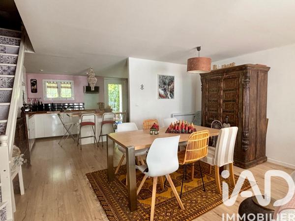 Maison à vendre 4 pièces 95 m² Entraigues-sur-la-Sorgue