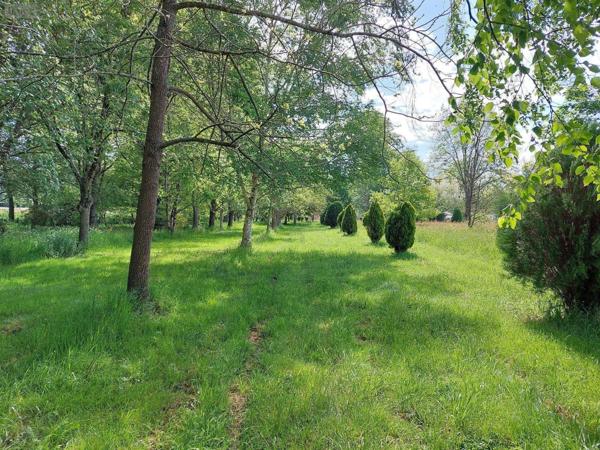 Maison rurale à vendre à Saint-Antoine-de-Breuilh en Dordogne (24230), ref : 18113/62 Maison rurale à vendre à Saint-Antoine-de-Breuilh en Dordogne (24230), ref : 18113/62